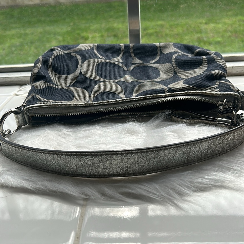 Coach Denim Blue/Grey signature stripe canvas shoulder bag - Picture 9 of 10